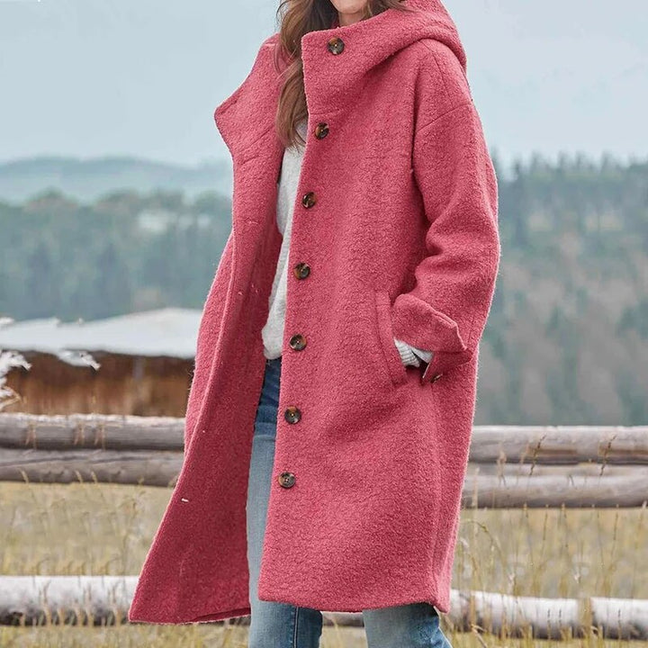 Veste d'hiver femme raffinée, garantissant chaleur et mode chic. Parfaite pour l'hiver en gris ou rose.
