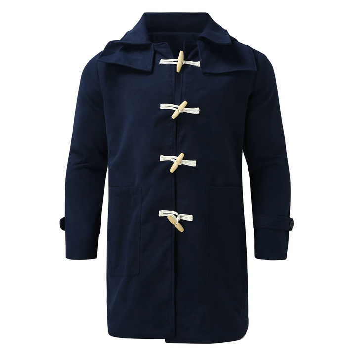 "Manteau en laine homme élégant avec capuche et fermetures traditionnelles, style classique et épuré pour hiver."