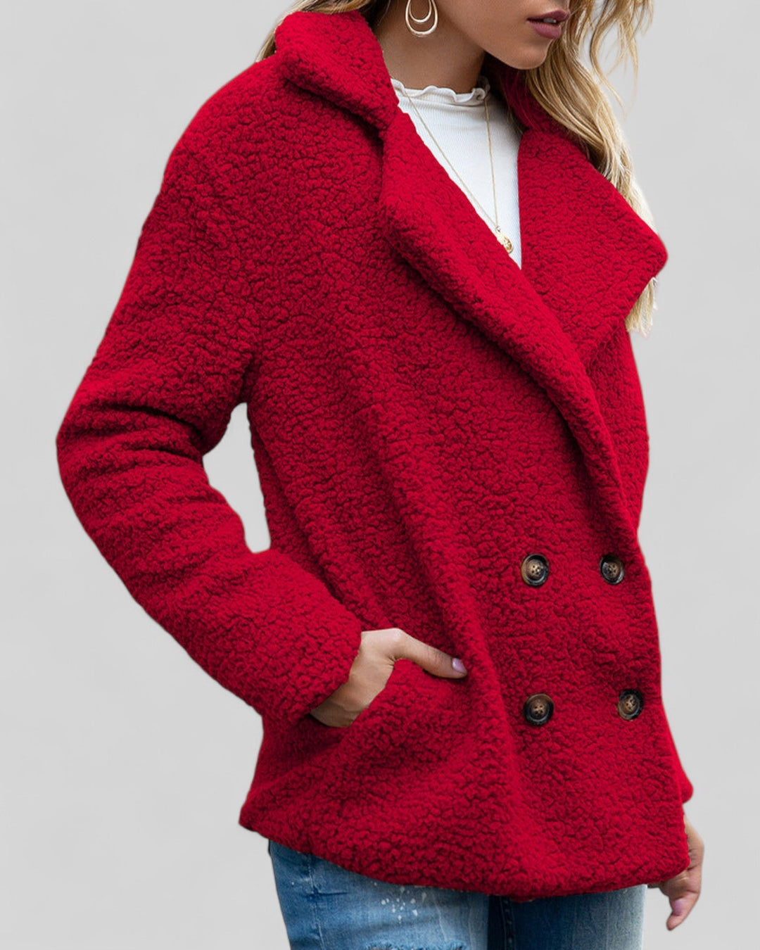 Vêtement femme élégant, manteau doux pour chaleur et style polyvalent extérieur.