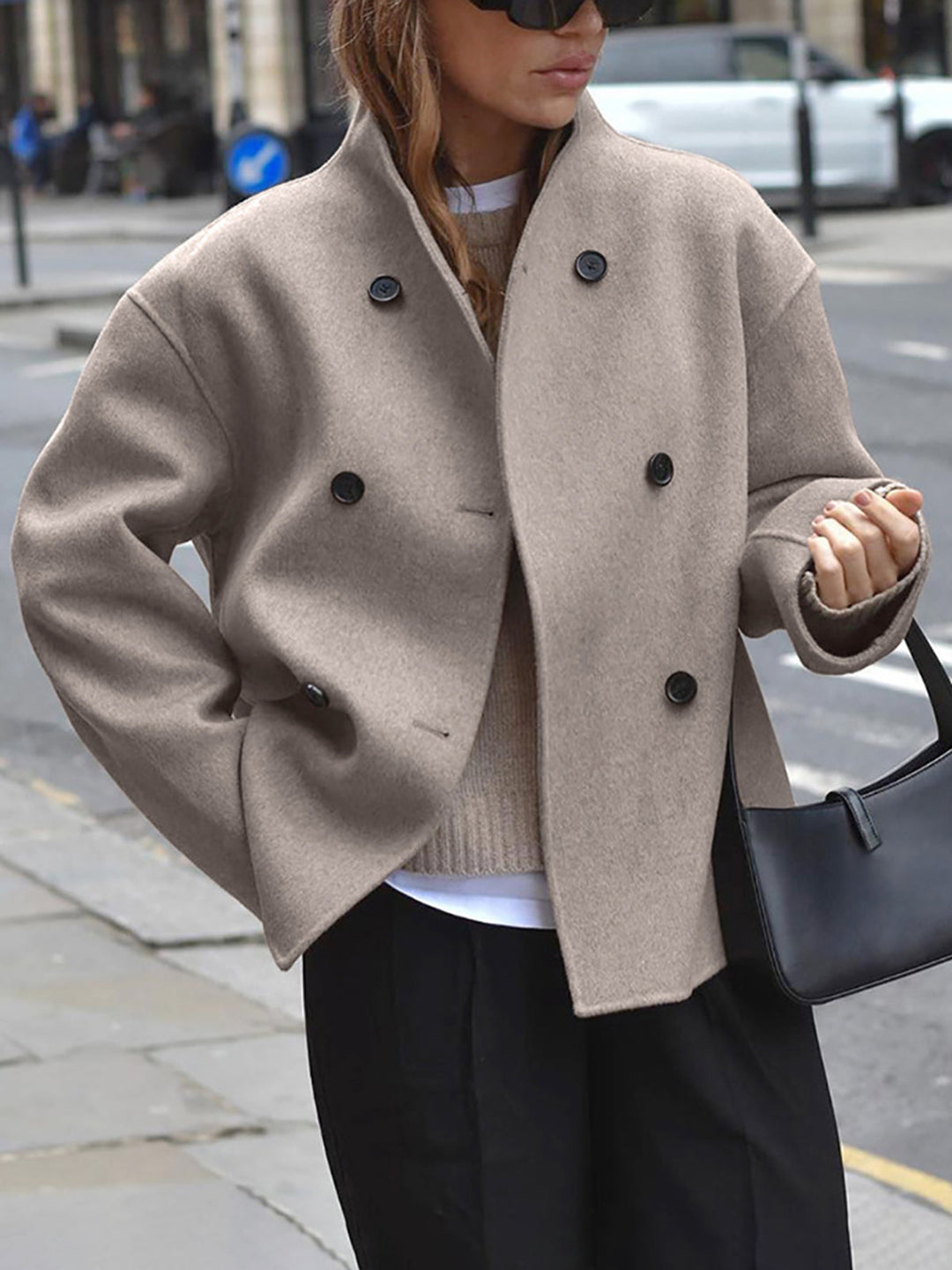 "Manteau femme élégant à boutons, coupe décontractée en peluche, couleurs variées; parfait pour automne/hiver."