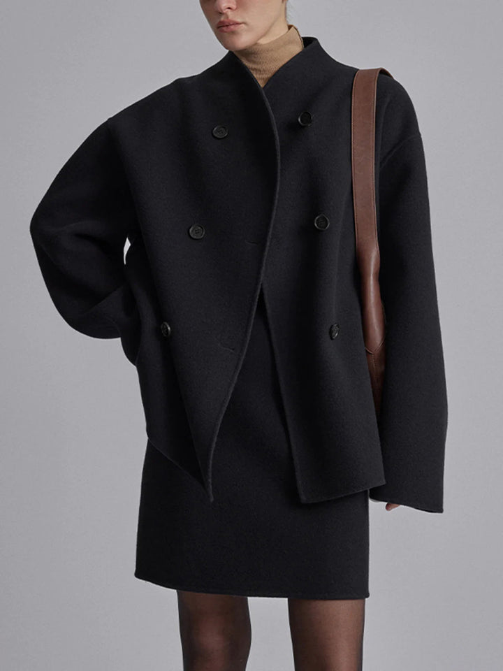 "Manteau femme élégant à boutons, coupe décontractée en peluche, couleurs variées; parfait pour automne/hiver."