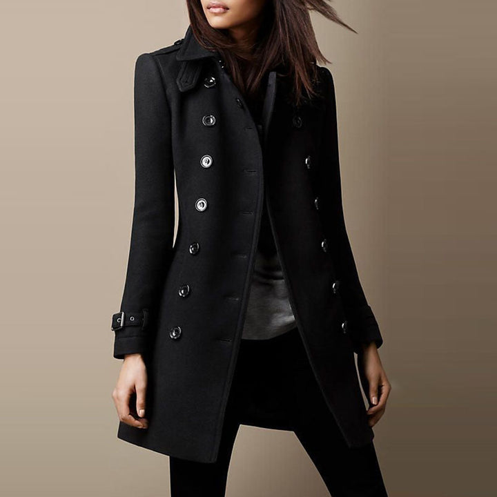 "Manteau femme en laine élégant, coupe flatteuse, idéal pour look chic et occasions variées, couleurs tendance."