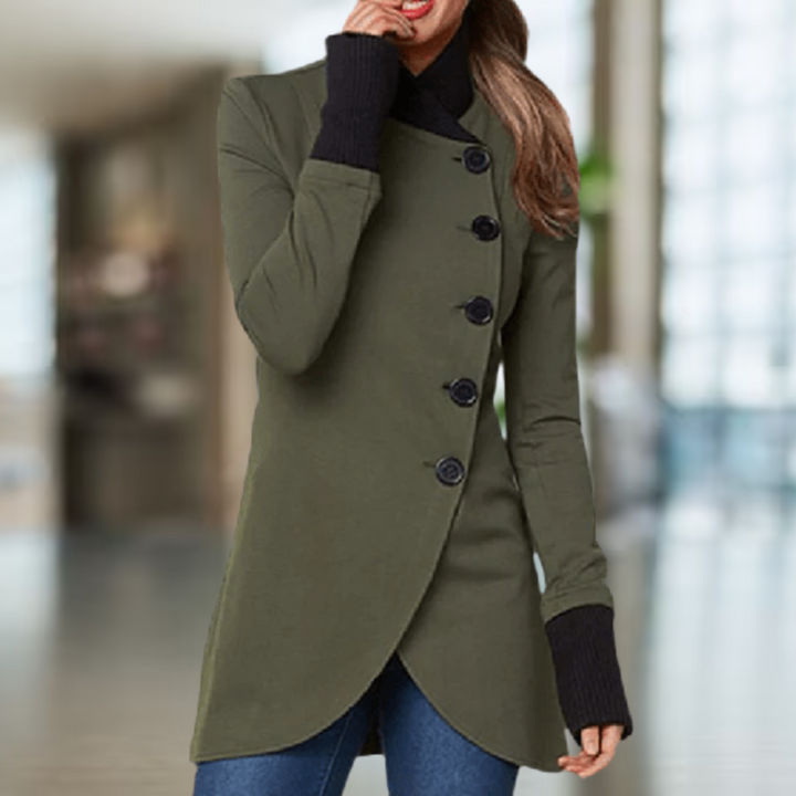 Manteau hiver femme coupe asymétrique moderne. Élégant et chaud, pour un style quotidien chic et confortable.