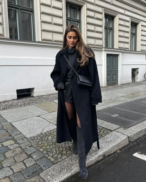 Manteau femme élégant et chaud pour l'hiver, parfait pour une allure chic et intemporelle en mode femme.
