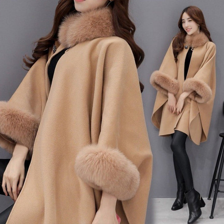 Élégant manteau femme avec col douillet, un vêtement hivernal pour une mode féminine raffinée.