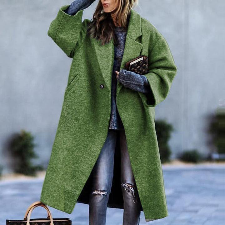 Veste femme chic pour automne hiver, coupe raffinée, vêtement chaud. Parfait pour un style élégant.