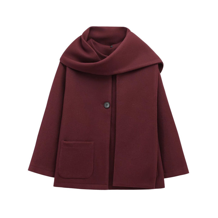 Manteau femme tendance, mode hiver élégante, style français chic, avec son col enveloppant.