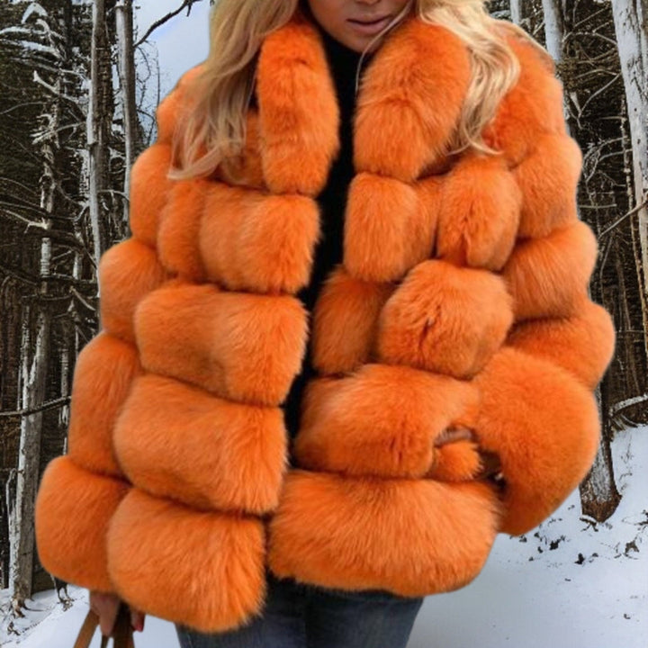Manteau hiver femme en laine, chaud et élégant. Coupe classique.
