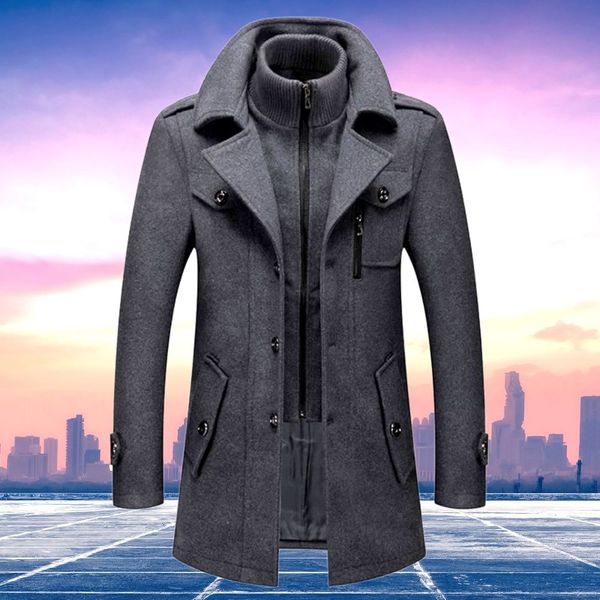 Ensemble manteau homme deux pièces chic. Chaud et confortable, parfait pour l'hiver et le style.