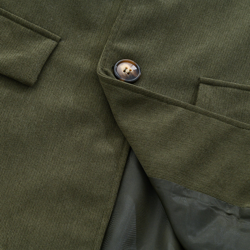 Manteau homme noir chic, col montant, coupe ajustée, idéal pour look professionnel ou décontracté.
