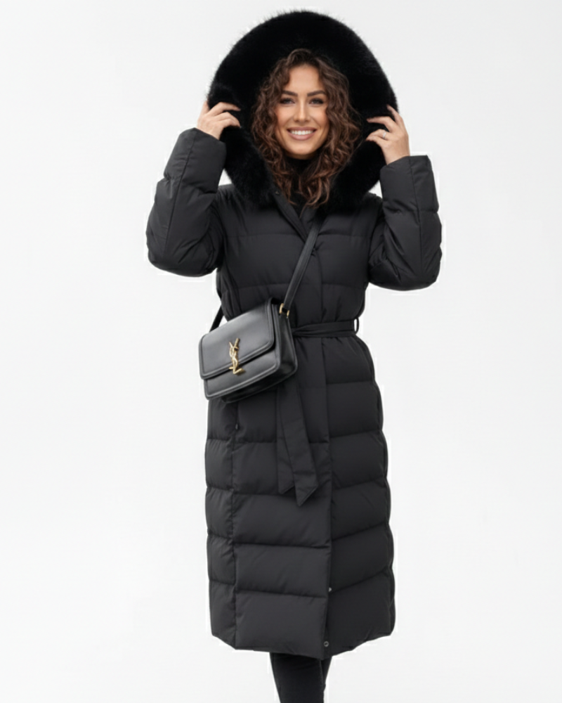 Veste longue hiver femme confortable, déperlante et coupe-vent. Manteau chaud à capuche, parfait mode féminine casual.
