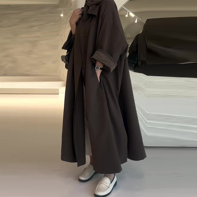 Manteau long oversize femme, coupe élégante et décontractée. Parfait pour un hiver chaud et confortable.