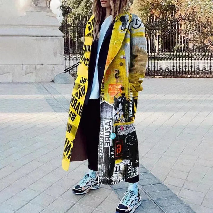 Élégant manteau oversize pour femme, polyvalent pour diverses tenues printanières/automnales.