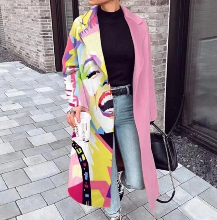 Manteau femme chic et confortable, parfait pour une tenue décontractée ou habillée.