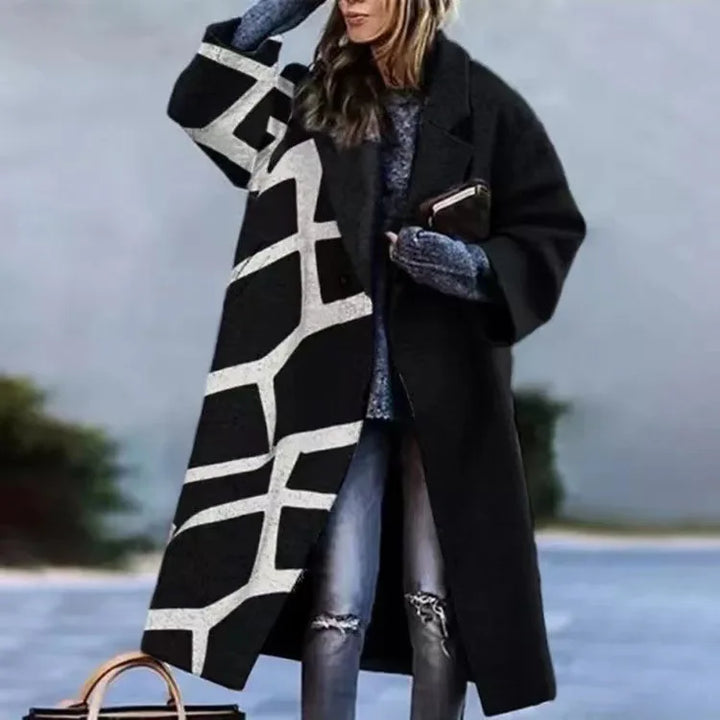 Manteau oversize femme avec poches, pratique et chic pour un style décontracté moderne.