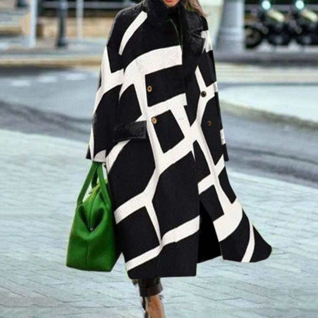 Détail du tissu: manteau oversize de qualité supérieure pour vêtement femme chic et durable.