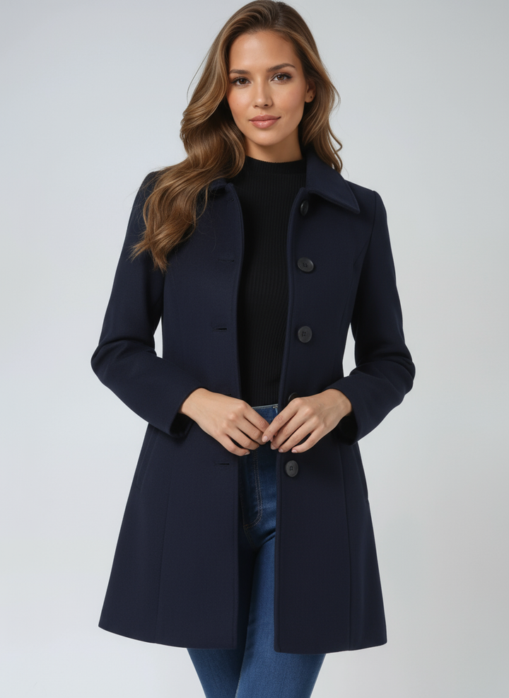 Vue arrière du manteau trench d'hiver femme élégant, simple boutonnage, coupe parfaite