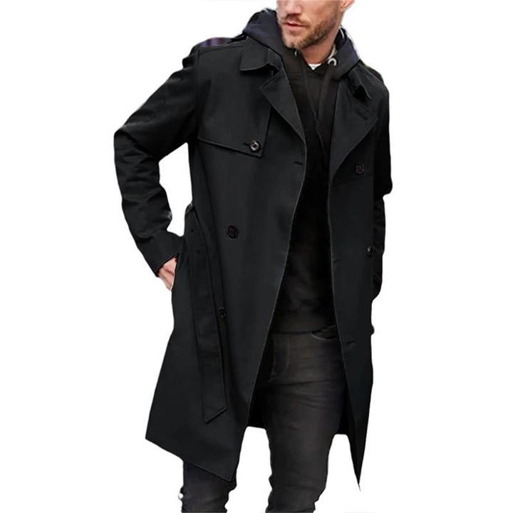"Manteau trench homme coupe ajustée, double boutonnage, ceinture intégrée, tissu respirant, couleur classique."