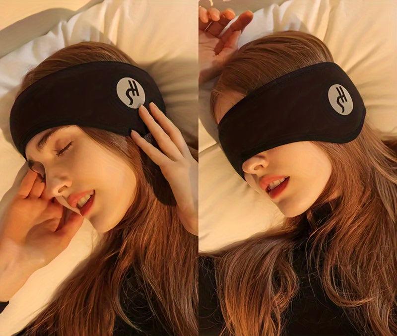 Masque de sommeil anti-bruit en coton doux, gris clair, avec couvre-oreilles et sangle réglable pour un confort total.