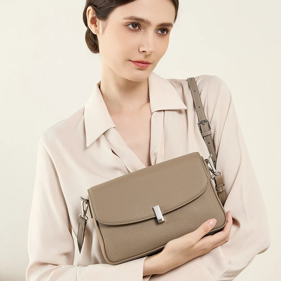Mini sac bandoulière élégant pour femmes en cuir, couleur unie, idéal soirée et accessoire mode