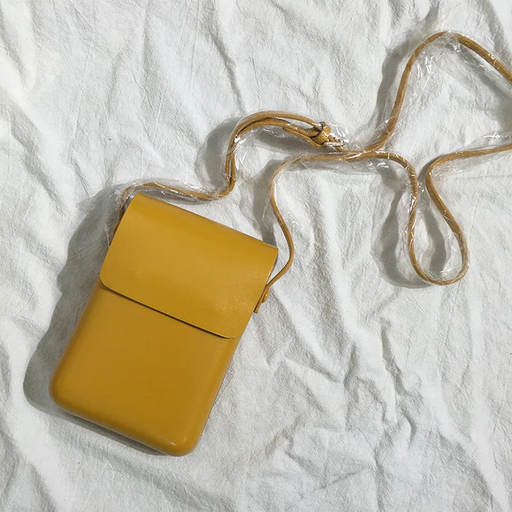Sac bandoulière ajustable femme, mini sac téléphone compact et ergonomique pour un confort optimal au quotidien.