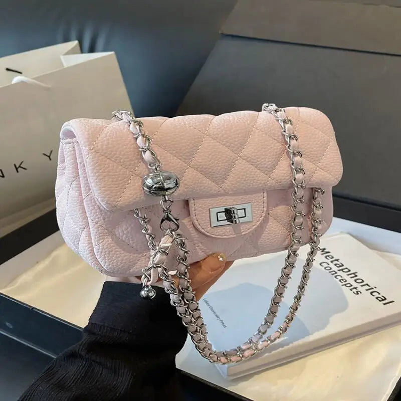 Petit sac bandoulière matelassé chic avec chaîne dorée pour femme, style moderne
