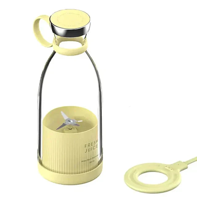 "Mixeur portable ultra-compact, élégant, avec batterie rechargeable et lames puissantes pour smoothies et shakes protéinés."