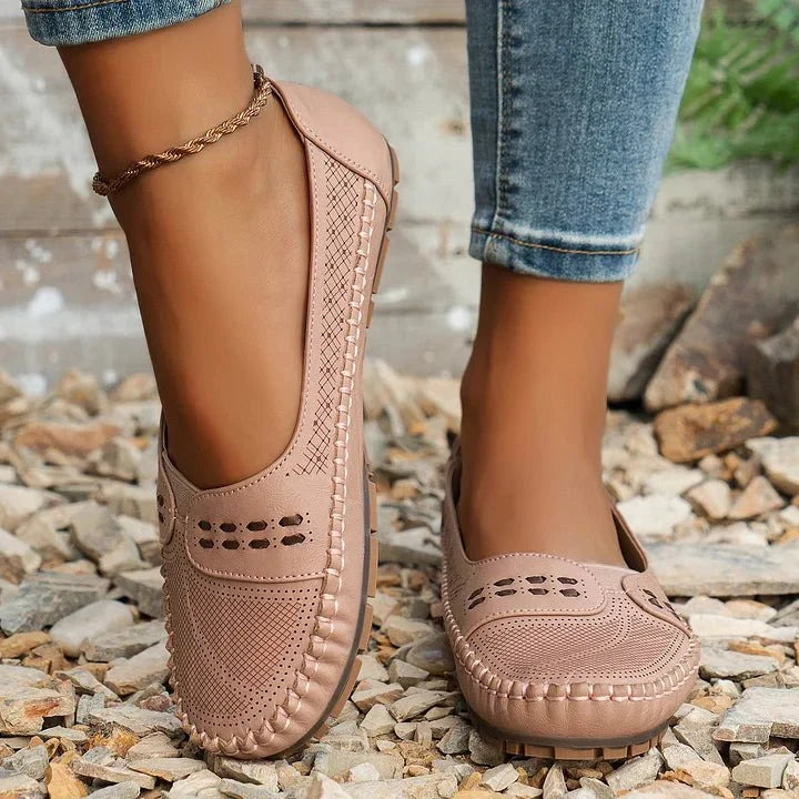 Mocassins légers en cuir pour femmes, parfaits pour celles qui recherchent confort et élégance.