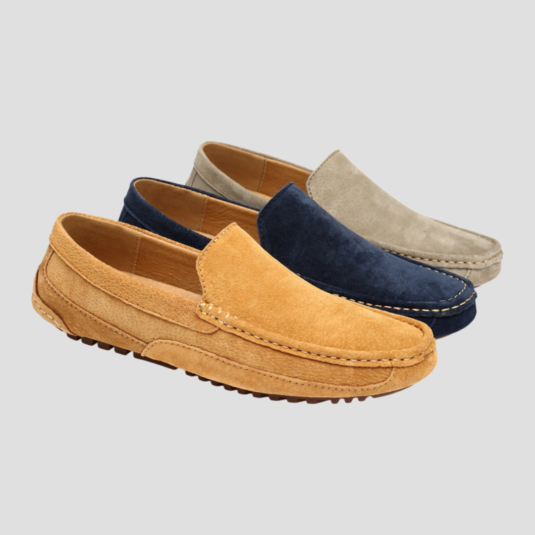 "Mocassins en daim souple pour homme, couleur naturelle, bout arrondi, semelle antidérapante pour style décontracté et chic"