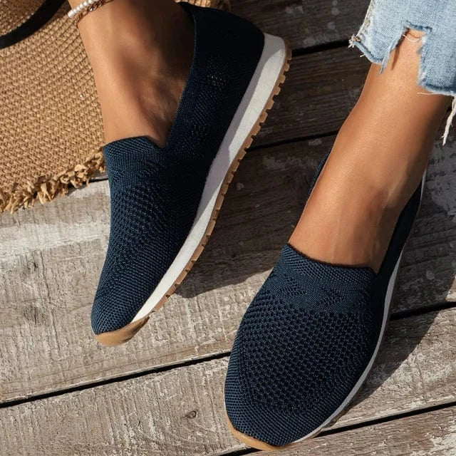 Mocassins femme confortables, élégants et légers.  Design épuré, semelle caoutchouc.