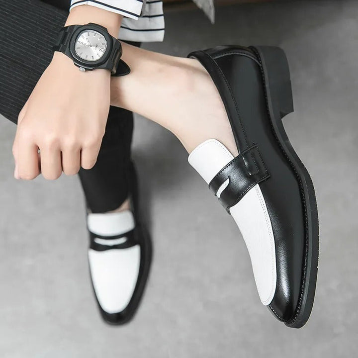 Mocassins homme polyvalents, ajoutant une note d'élégance à vos tenues de bureau.