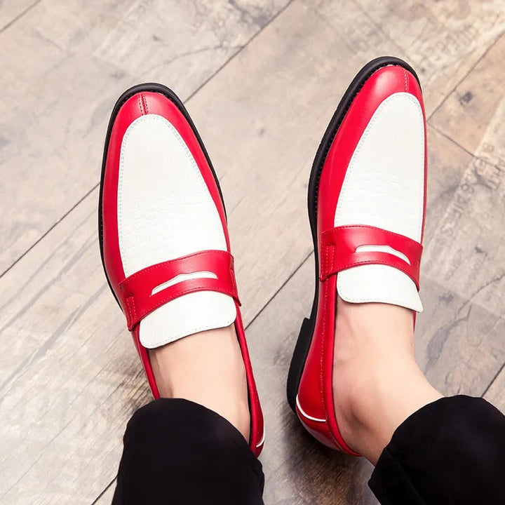 Mocassins homme style bureau, offrant un confort optimal et une allure classique.