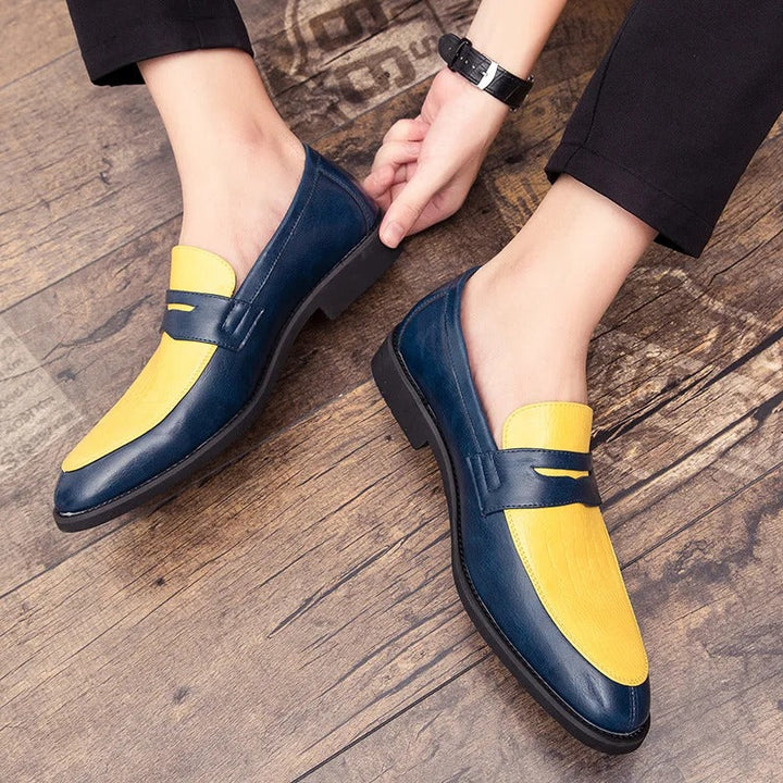 Mocassins homme raffinés, alliant le confort du casual au chic des chaussures habillées.