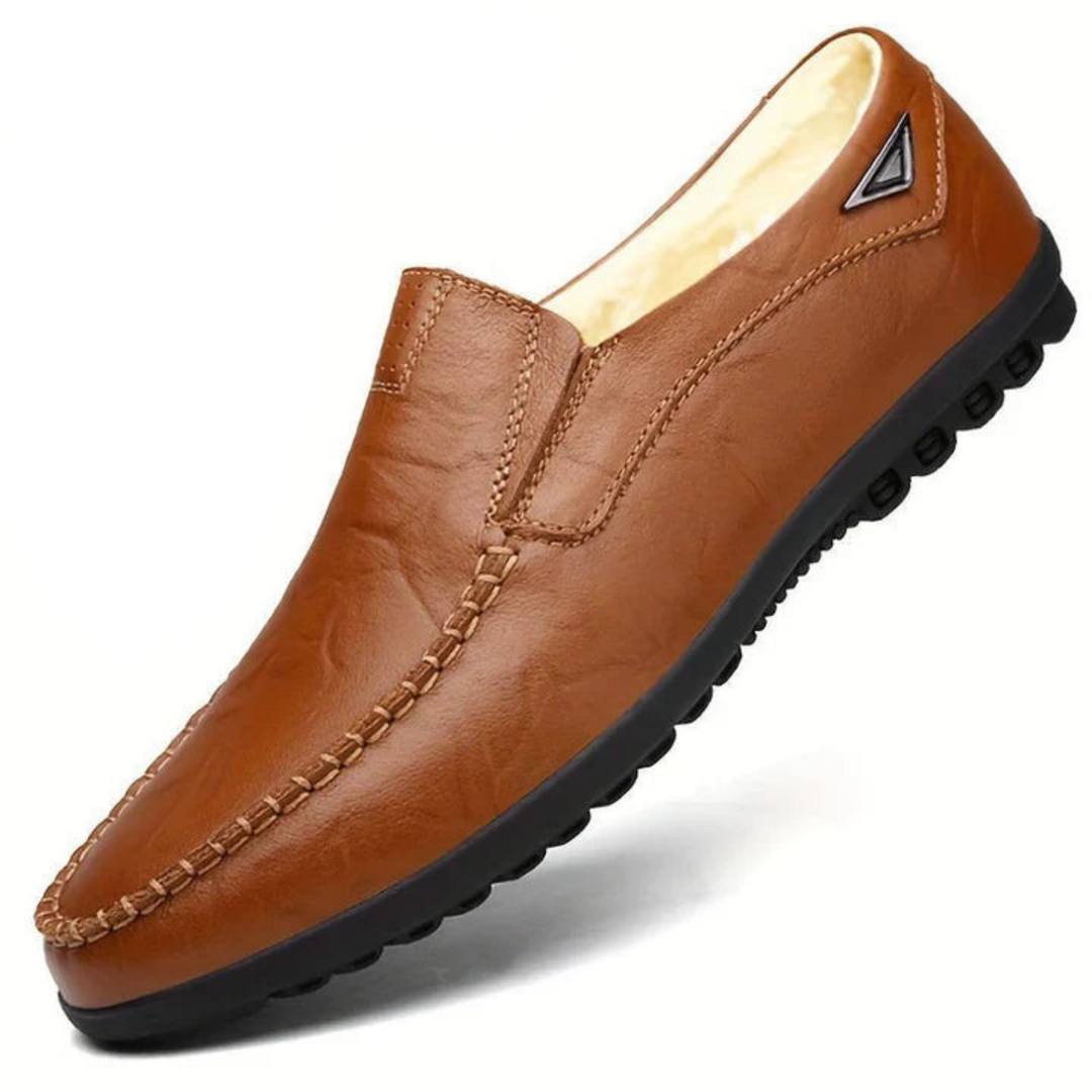 "Mocassins homme en cuir véritable, design élégant et confortable, semelle légère, profil sophistiqué, sans lacets"