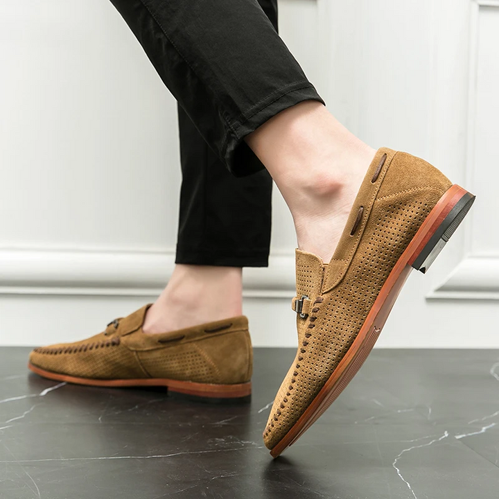 Mocassins décontractés hommes, confortables, parfaites pour un look chic et relax en ville.