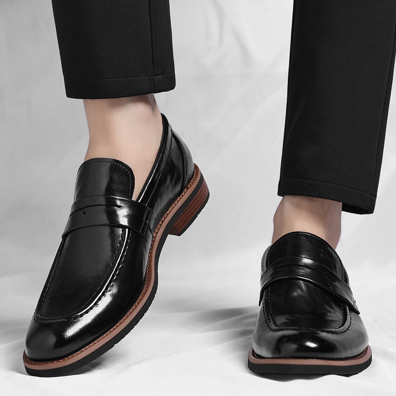 Mocassins élégants et confortables pour hommes, idéaux pour un style professionnel formel et quotidien.