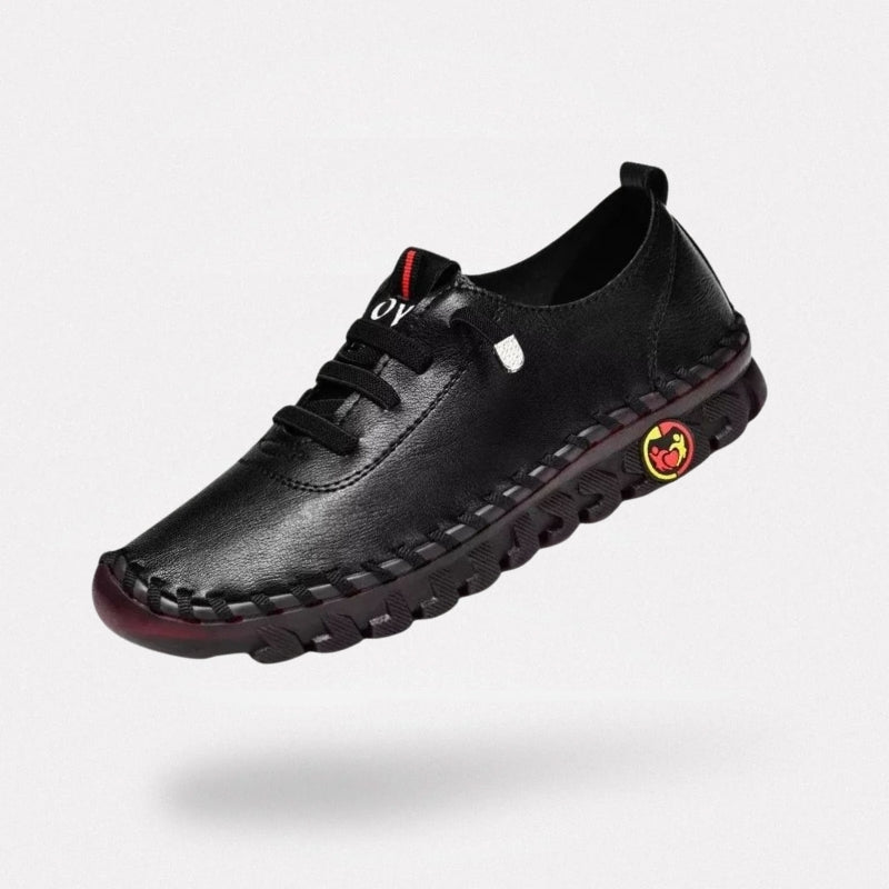 Mocassins orthopédiques UltraConfort pour femme, style épuré, confort optimal, design intemporel en noir et marron.