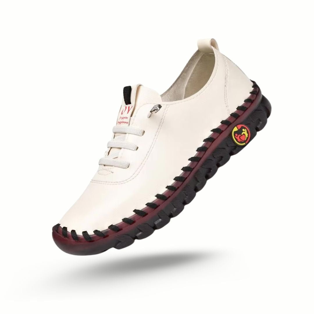 Mocassins orthopédiques UltraConfort pour femme, style épuré, confort optimal, design intemporel en noir et marron.
