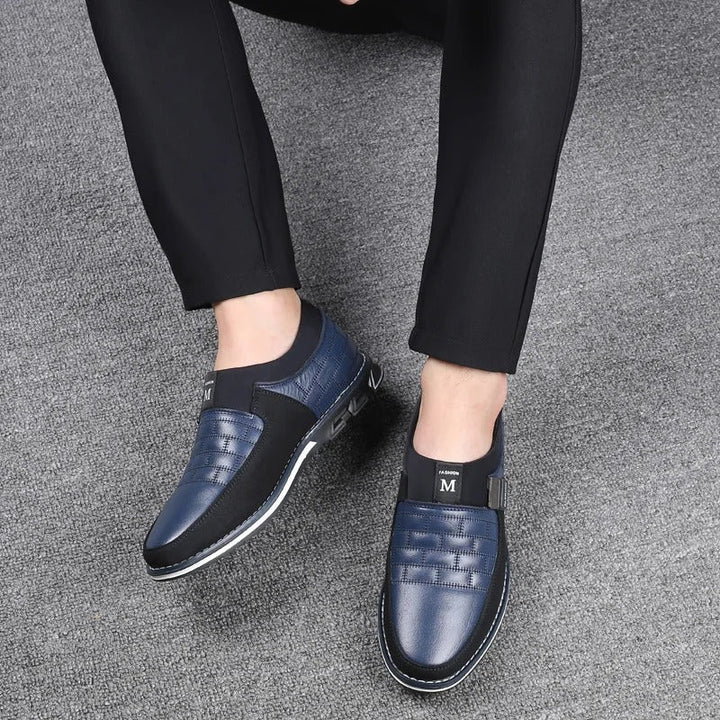 Mocassins décontractés pour hommes, chaussures Oxford tendance, parfaites pour la ville et le quotidien.