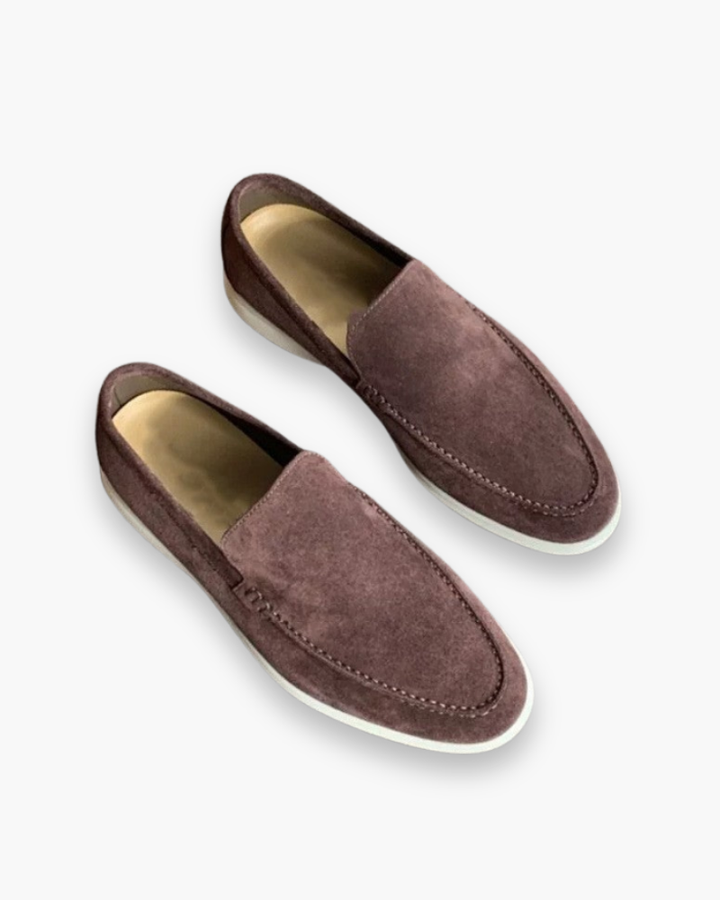 "Mocassins pour homme élégants en cuir, style classique, confortables avec semelle moelleuse, parfaits pour toutes occasions.