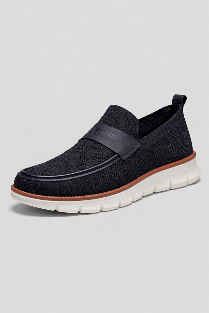 Chaussures mocassins homme sans lacets, design tissé élégant pour mode masculine décontractée, confort optimal, enfilage facile.