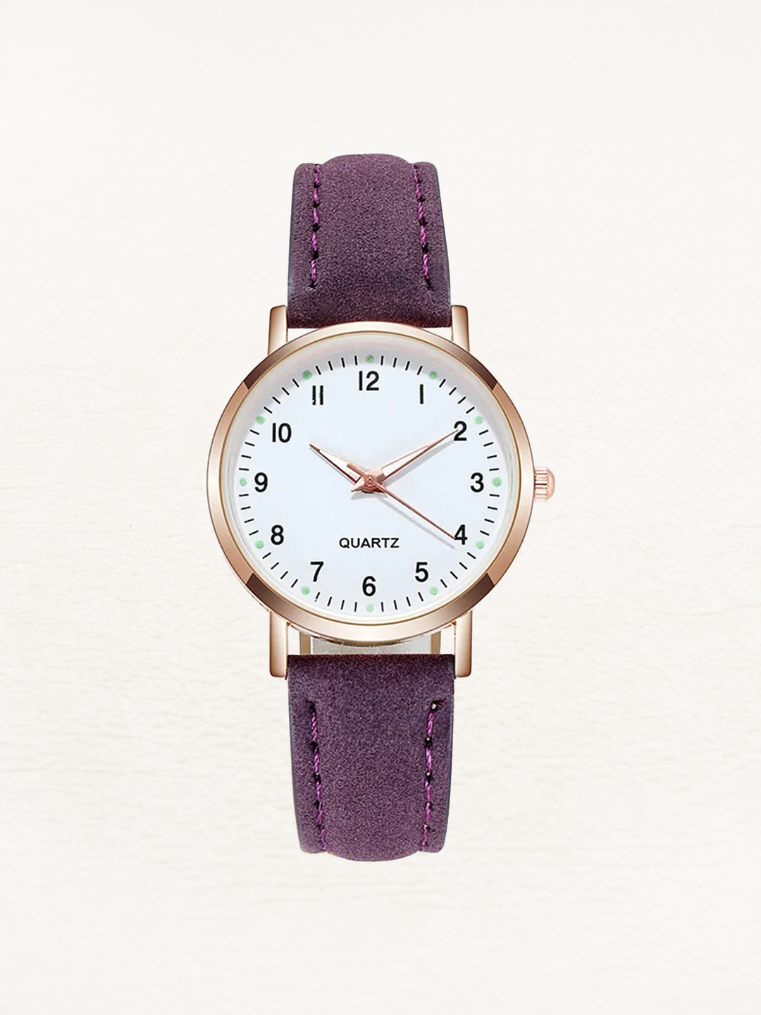 Montre femme élégante or rose et cuir, mouvement quartz. Un classique chic et intemporel pour toutes les femmes.