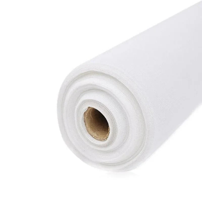 Moustiquaire rideau ajustable, maille ultra-fine. Protection anti-insectes efficace et discrète.