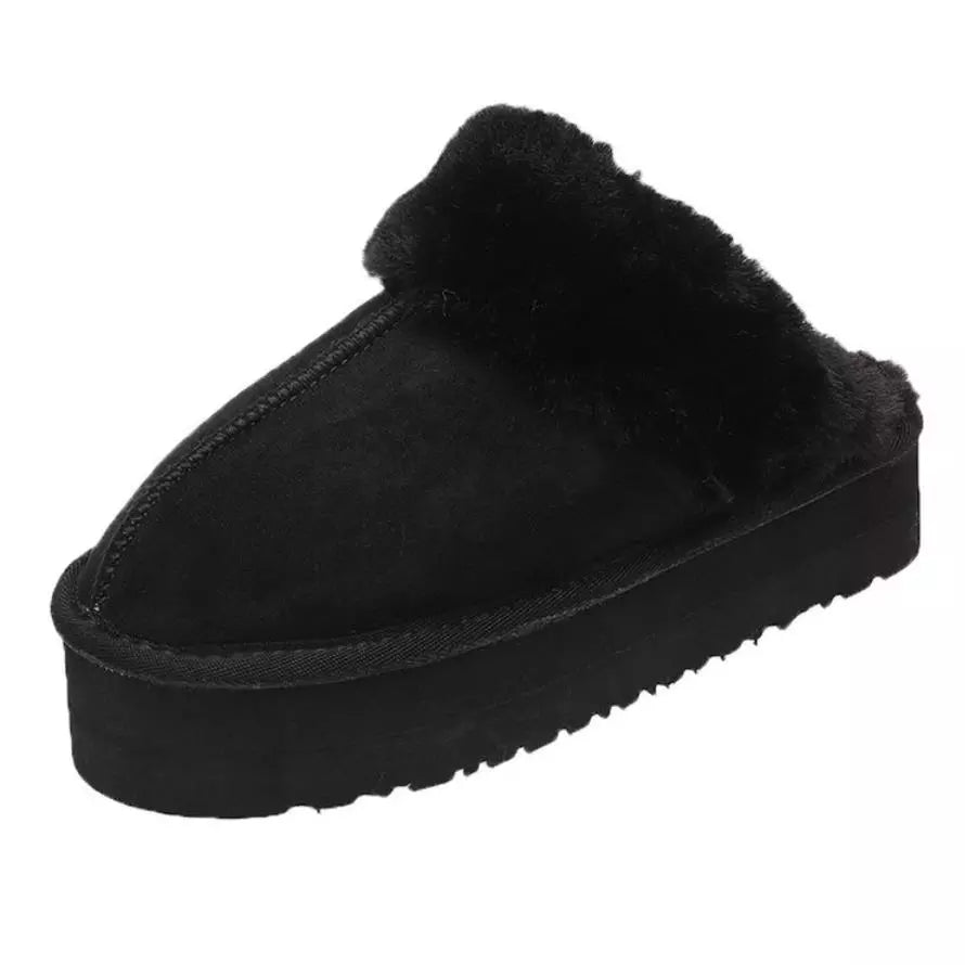 Mules d'intérieur/extérieur pour femmes, en daim bleu marine et fourrure chaude, offrant un confort élégant en hiver.