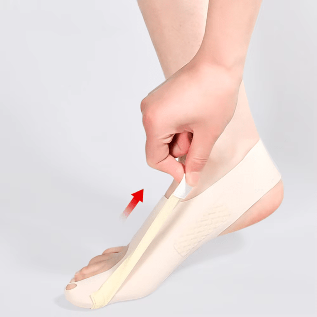 "Orthèse hallux valgus discrète et légère, design fin, matériaux doux, pour confort et correction du gros orteil."