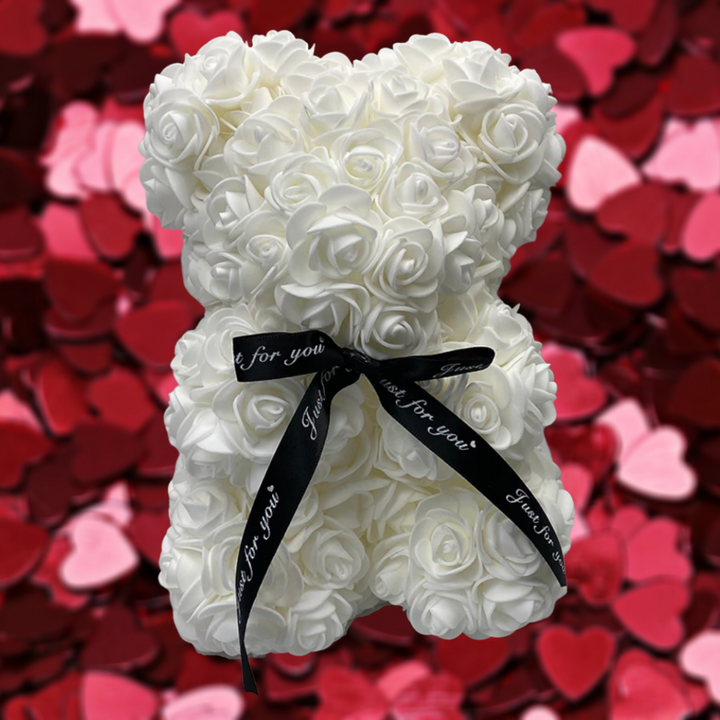 "Ours en roses rouges artisanal, peluche élégante et romantique pour décoration et cadeau inoubliables."