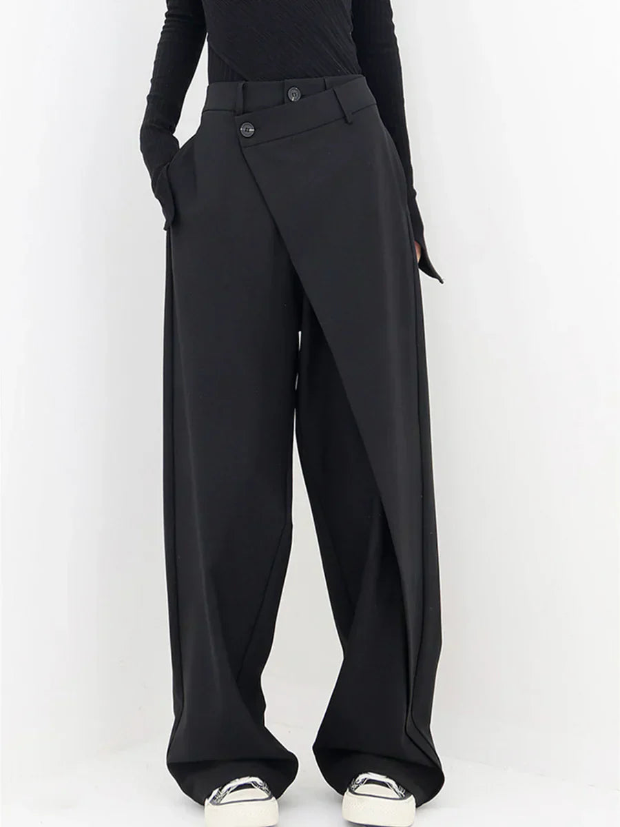 Style fluide et décontracté: pantalon large femme confortable, parfait pour la mode estivale.