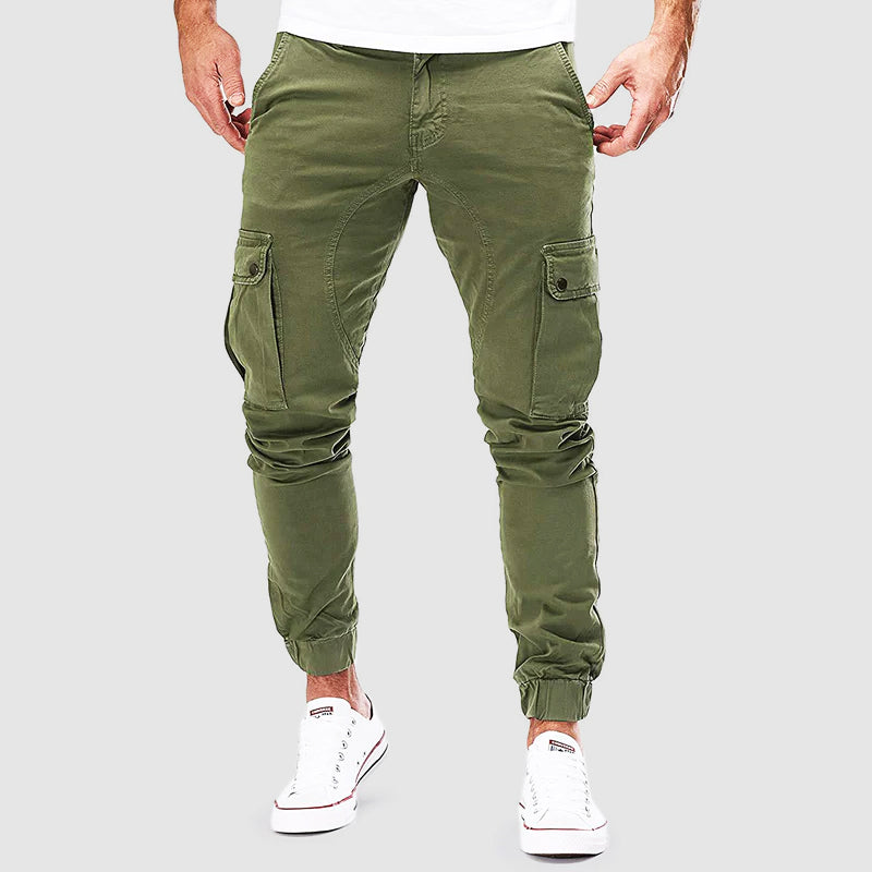 Pantalon cargo homme Alonso avec poches multiples, coupe ajustée, bord élastique pour confort urbain et style décontracté.