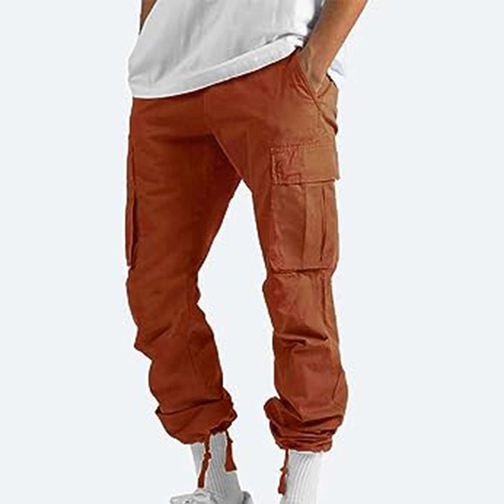 Pantalon cargo homme moderne, poches multiples, coupe élégante et confortable.