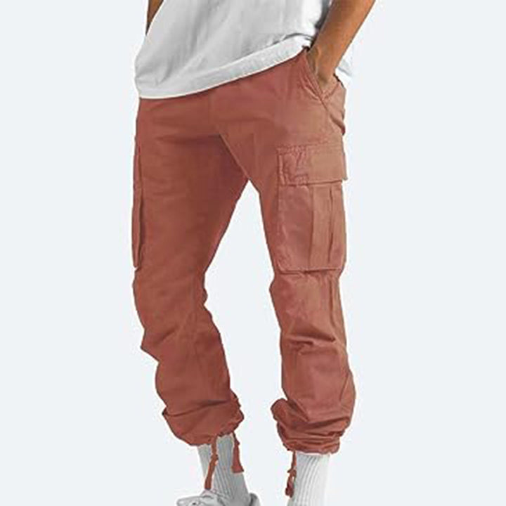 Pantalon cargo homme moderne, poches multiples, coupe élégante et confortable.